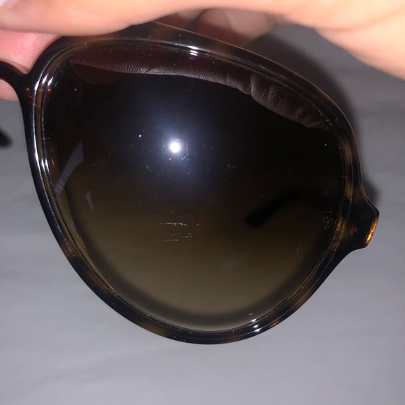 Ray-Ban Tortoise Aviator Sunglasses - Picture 5 of 5